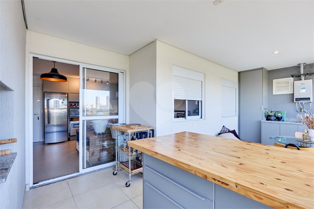 Apartamento à venda com 2 quartos, sendo 1 suíte, em Santo Amaro, São Paulo, SP