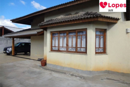 Casa à venda com 5 quartos, sendo 1 suíte, em Jardim Shangri-lá, Atibaia, SP