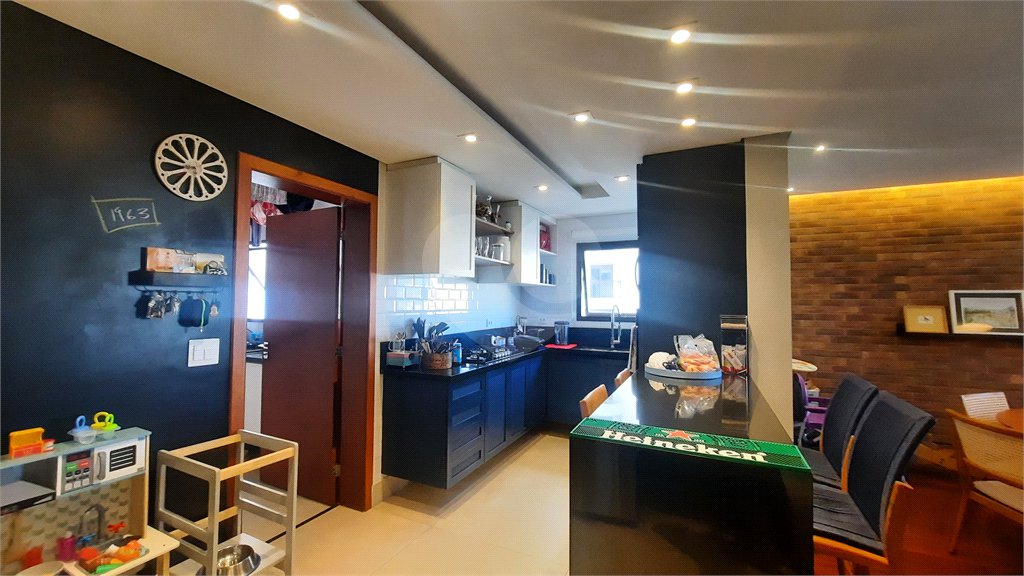 Apartamento à venda com 4 quartos, sendo 2 suítes, em Morumbi, São Paulo, SP