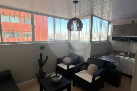 Apartamento à venda com 55m² - Próximo aos metrôs Liberdade e Sé