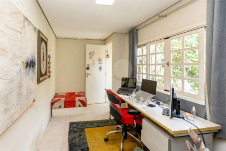 Sobrado à venda com 4 quartos, sendo 3 suítes, em Vila Cruzeiro, São Paulo, SP