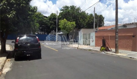 Casa à venda com 3 quartos, sendo 1 suíte,  em Jardim São Carlos 5, São Carlos, SP