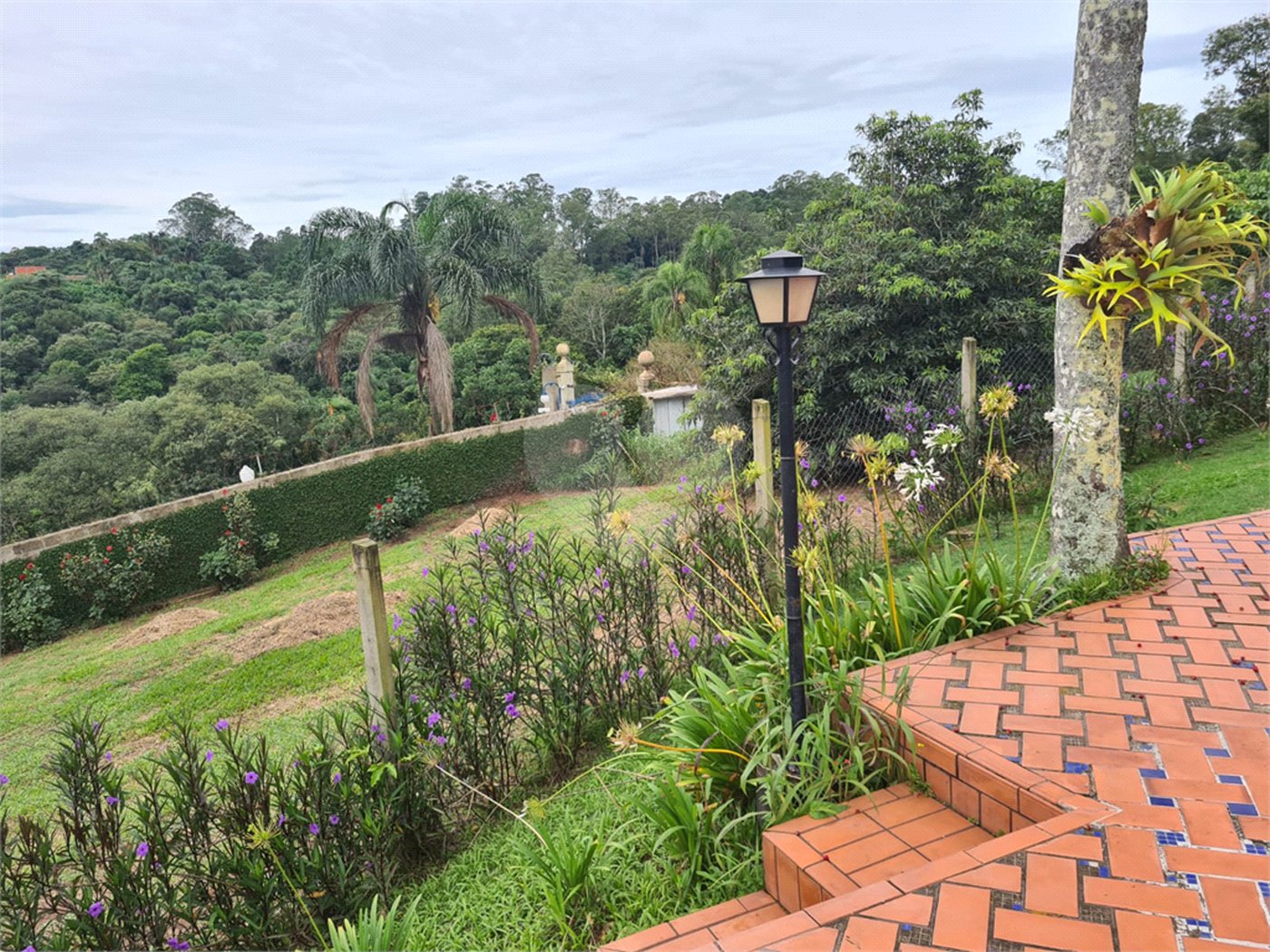Excelente Chácara à Venda em Itapecerica da Serra/SP
