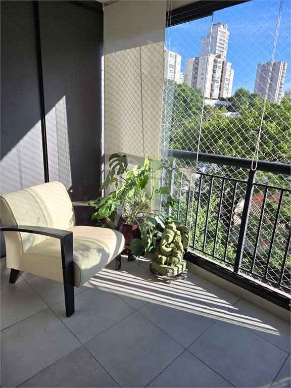 Apartamento à venda com 2 quartos, sendo 1 suíte,  em Vila Romana, São Paulo, SP