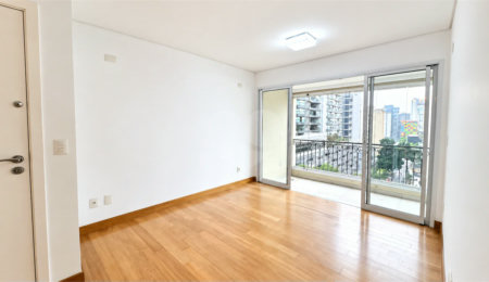 Apartamento à venda com 3 quartos, sendo 1 suíte,  em Jardim das Acácias, São Paulo, SP