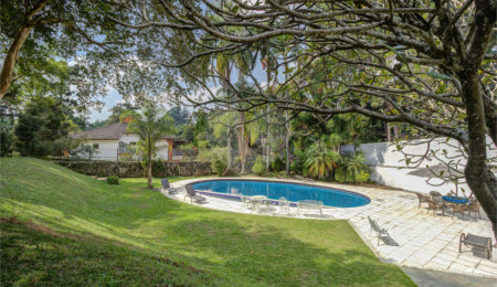 Casa à venda com 5 suítes no condomínio Chácara Flora, São Paulo - SP