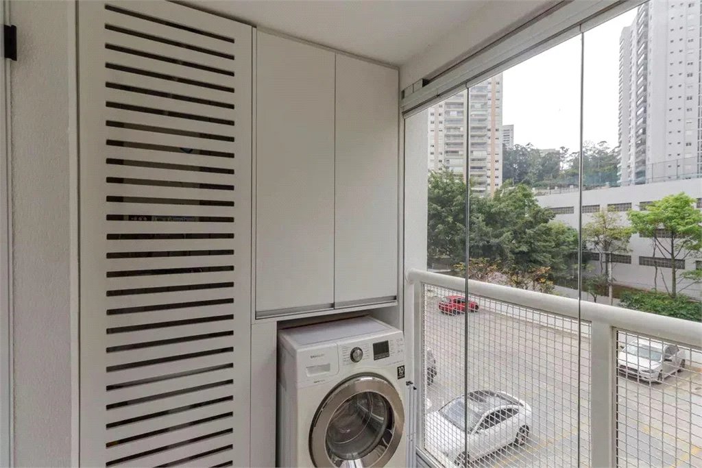 Apartamento à venda com 2 quartos, sendo 1 suíte, em Vila Andrade, São Paulo, SP