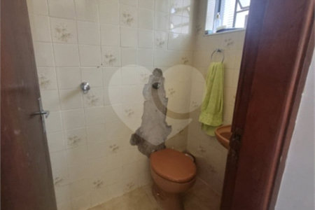 Casa à venda com 3 quartos, sendo 1 suíte, no Centro, Vinhedo, SP
