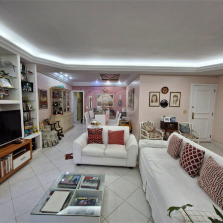 Apartamento à venda com 4 quartos, sendo 2 suítes,  em Tijuca, Rio de Janeiro, RJ