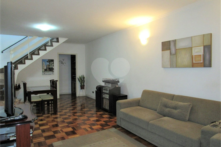 Sobrado à venda com 3 quartos, sendo 1 suíte, em Vila Mascote, São Paulo, SP