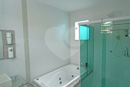 Casa à venda com 4 quartos, sendo 3 suítes, em Campo Grande, Rio de Janeiro, RJ