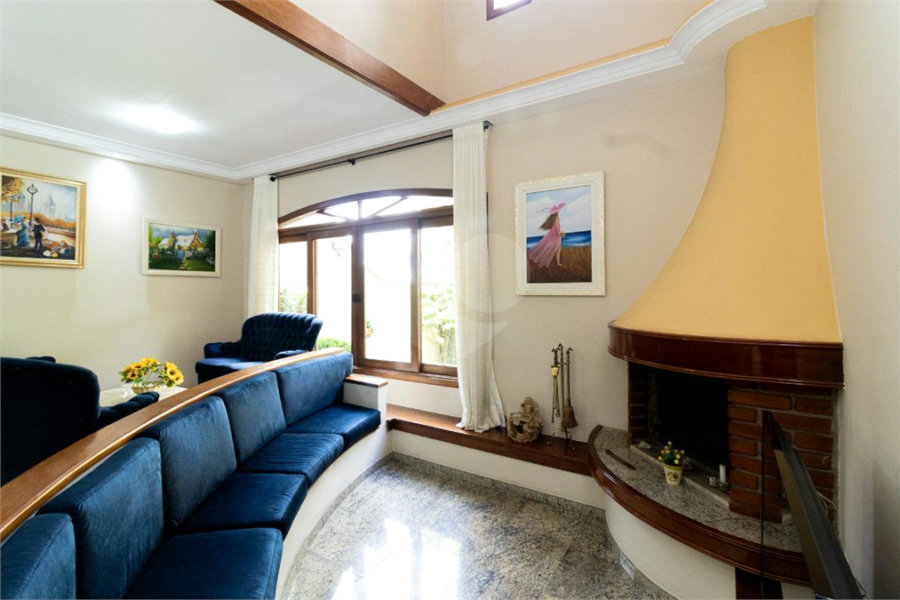 Casa à venda com 3 suítes em Vila Pereira Barreto, São Paulo, SP