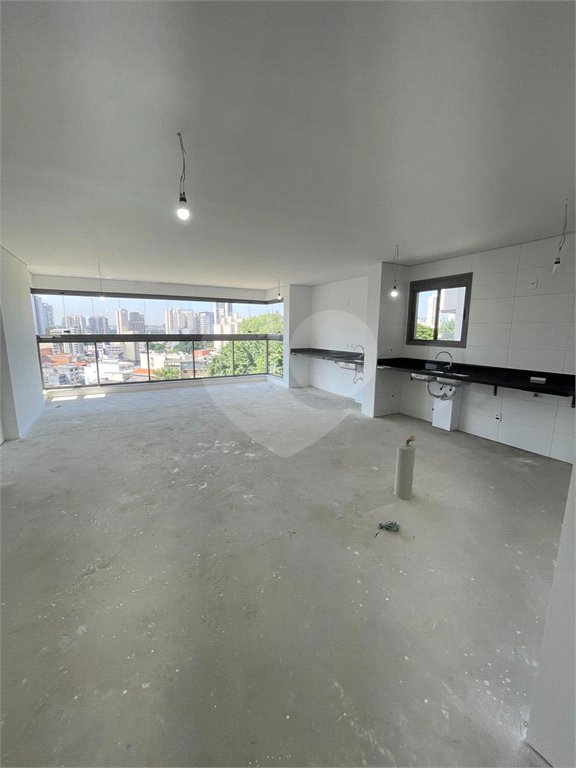 Apartamento à venda com 3 suítes em Jardim Bebedouro, Guarulhos, SP