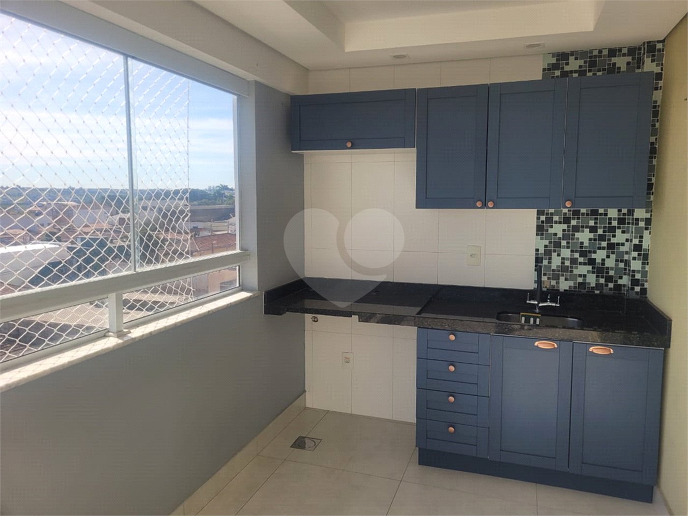 Apartamento à venda com 2 quartos, sendo 1 suíte, em Vila Teixeira, Salto, SP