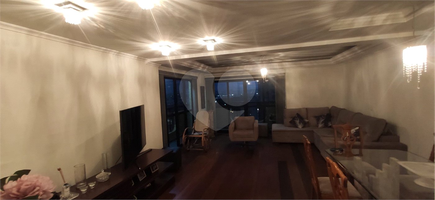 Apartamento à venda com 3 suítes em Santa Paula, São Caetano do Sul, SP