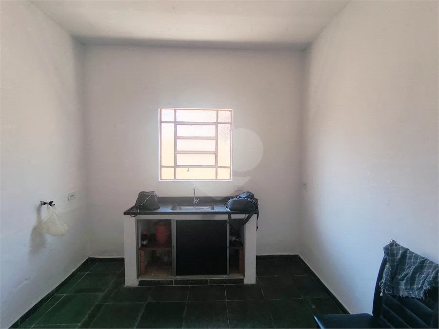 Casa para Locação no Jardim Pau Preto – Indaiatuba/SP - 3 dormitórios, quintal e garagem com portão manual
