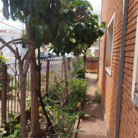 Sobrado à venda com 4 quartos, sendo 1 suíte,  em Vila Xavier (vila Xavier), Araraquara, SP