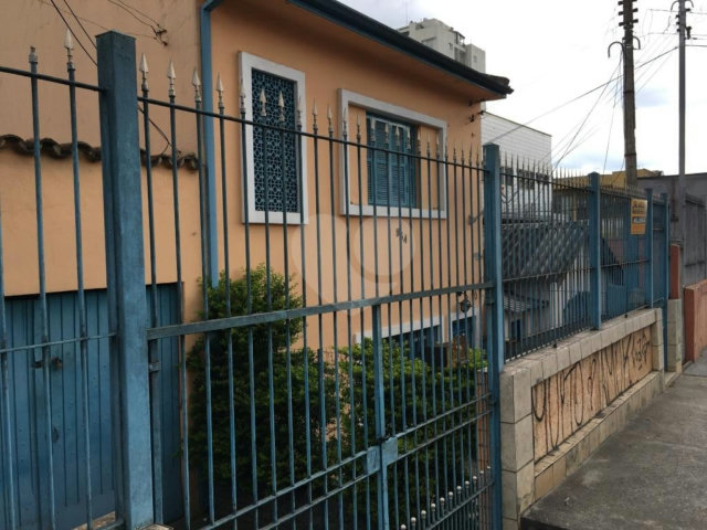 Casa à venda com 3 quartos, sendo 1 suíte,  em Jardim Marajoara, São Paulo, SP