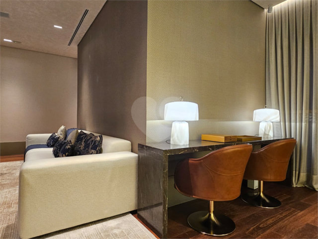 Apartamento à venda com 4 suítes em Cidade Jardim, São Paulo, SP