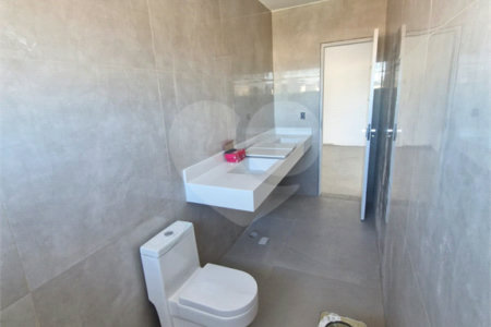 Casa à venda com 4 suítes no condomínio Vale das Palmeiras., Rio de Janeiro - RJ