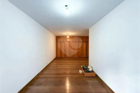 Apartamento à venda com 4 quartos, sendo 2 suítes, em Leblon, Rio de Janeiro, RJ