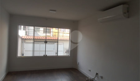 Sobrado à venda com 3 quartos, sendo 1 suíte,  em Jardim Japão, São Paulo, SP