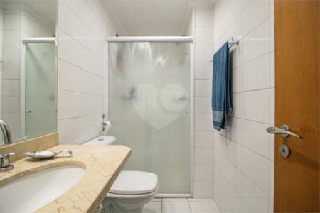 Apartamento à venda com 4 quartos, sendo 2 suítes, em Jardim Prudência, São Paulo, SP