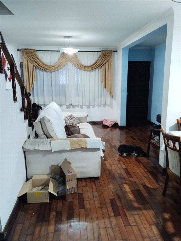 Sobrado à venda com 3 suítes em Vila Marari, São Paulo, SP