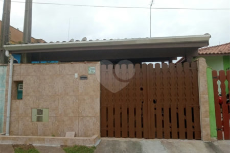 Casa à venda com 2 quartos em Jardim Savoy, Itanhaém, SP