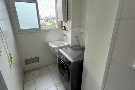 Apartamento à venda com 3 quartos, sendo 1 suíte, em Vila Gilda, Santo André, SP