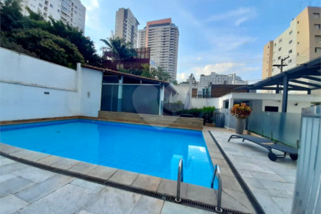 Apartamento para alugar com 3 quartos, sendo 1 suíte, em Vila Olímpia, São Paulo, SP