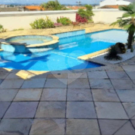 Sobrado à venda com 6 suítes em Vila Santista, Atibaia, SP