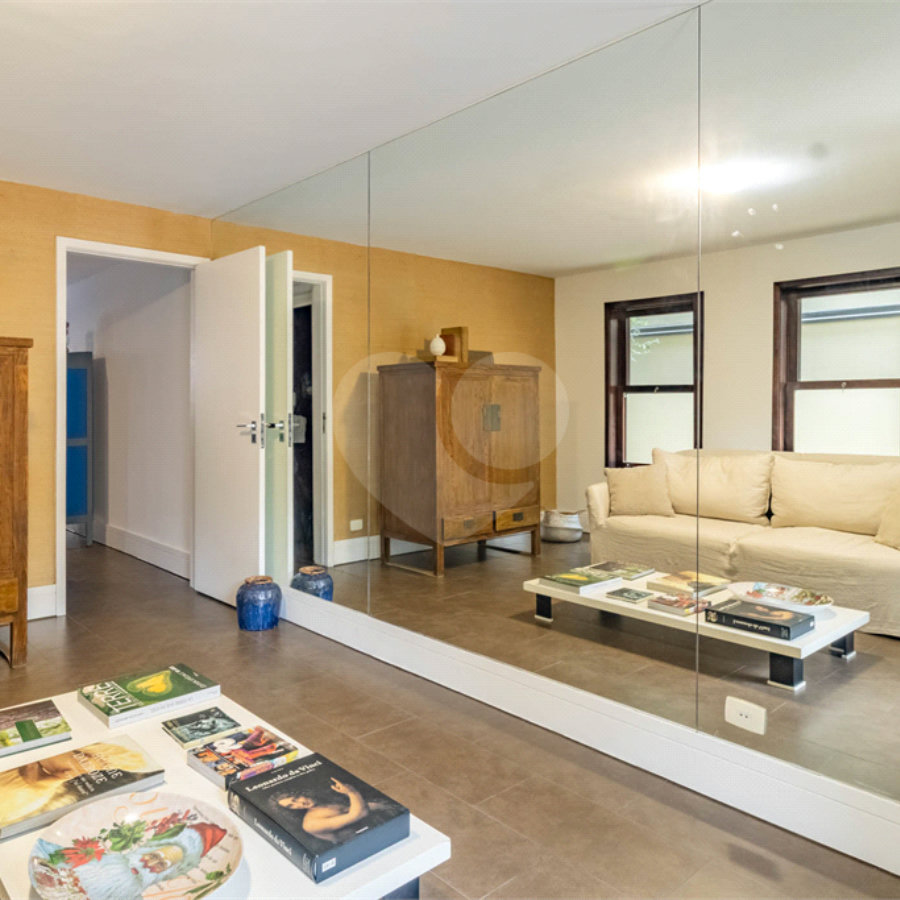 Casa à venda com 3 quartos, sendo 1 suíte, em Jardim Paulistano, São Paulo, SP