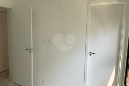 Apartamento à venda com 3 suítes em Bela Aliança, São Paulo, SP