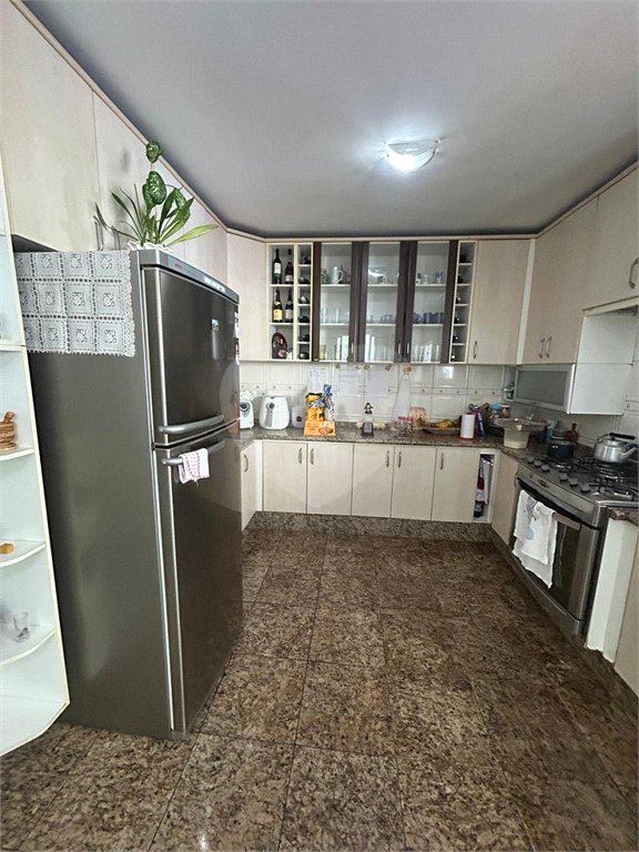 Sobrado à venda com 3 quartos, sendo 1 suíte, em Vila Nova Cachoeirinha, São Paulo, SP