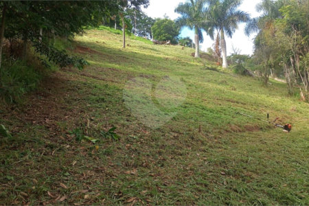 Terreno à venda no condomínio Portal do Igaratá, Igaratá - SP