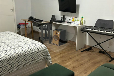 Casa à venda com 3 quartos, sendo 1 suíte,  em Vila Vitória, Mogi das Cruzes, SP