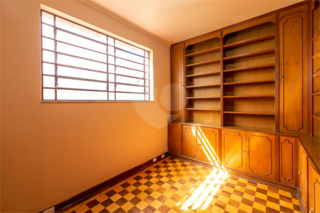 Casa à venda com 4 quartos, sendo 2 suítes, em Perdizes, São Paulo, SP