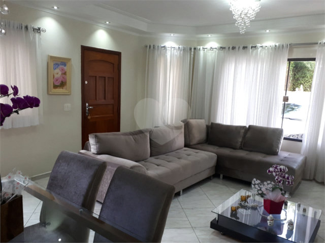 Casa em condomínio à venda ou para alugar com 3 quartos, sendo 1 suíte,  em Horto, São Paulo, SP