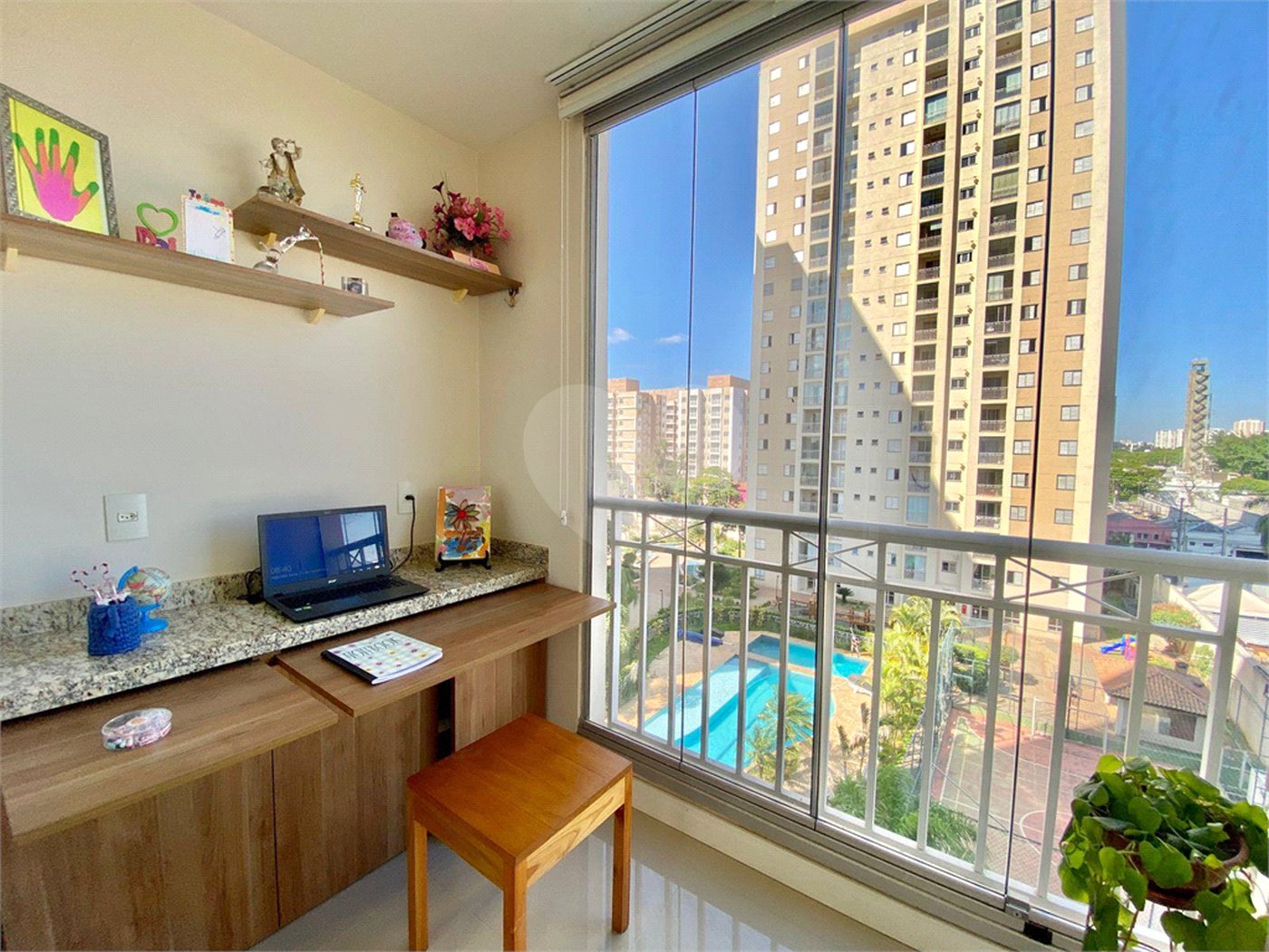 Apartamento à venda com 2 quartos, sendo 1 suíte,  em Água Branca, São Paulo, SP