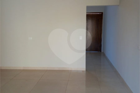 Terreno à venda com 2 quartos, sendo 1 suíte, no condomínio Costa Leste, Três Lagoas - MS