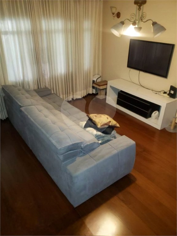 Sobrado à venda com 3 quartos, sendo 1 suíte, em Tremembé, São Paulo, SP