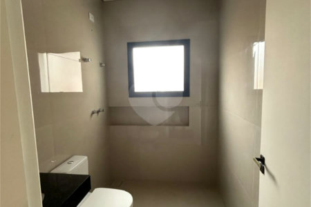 Sobrado à venda com 3 suítes em Vila Yara, Osasco, SP