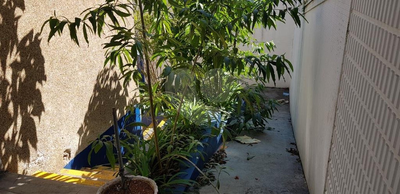 Casa à venda com 4 quartos em Vila Clementino, São Paulo, SP