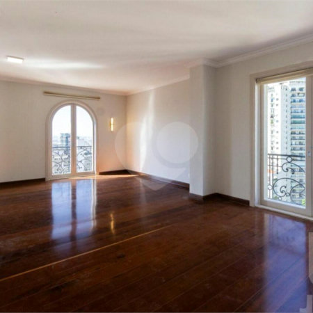 Apartamento à venda ou para alugar com 4 quartos, sendo 2 suítes, em Higienópolis, São Paulo, SP