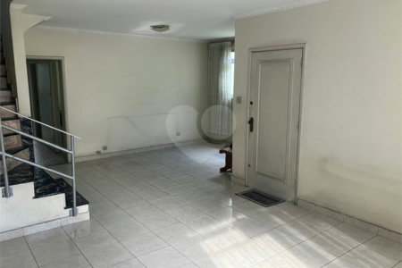 Sobrado à venda com 4 quartos em Jardim São Paulo(zona Norte), São Paulo, SP