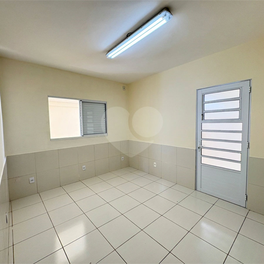 Casa para alugar em Vila Vitória, Mogi das Cruzes, SP