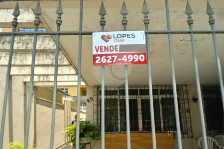 Sobrado à venda com 5 quartos, sendo 1 suíte,  em Vila Nova Conceição, São Paulo, SP