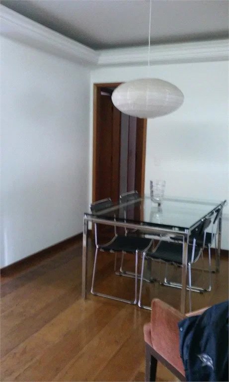 Apartamento à venda com 3 quartos, sendo 1 suíte,  em Jardim Vitória Régia, São Paulo, SP