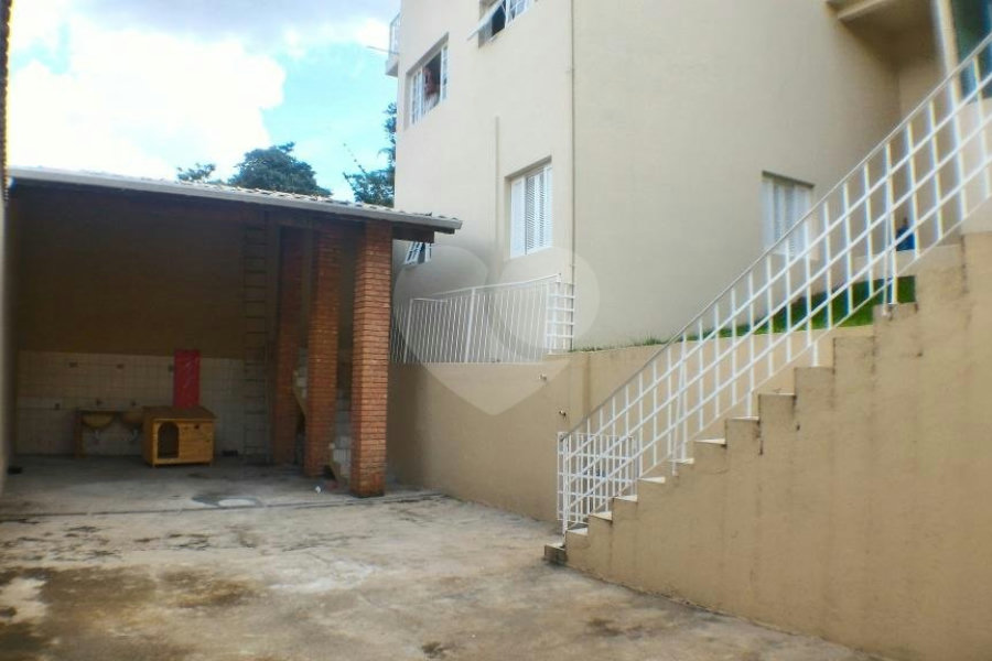 Sobrado à venda com 4 suítes em Horto, São Paulo, SP